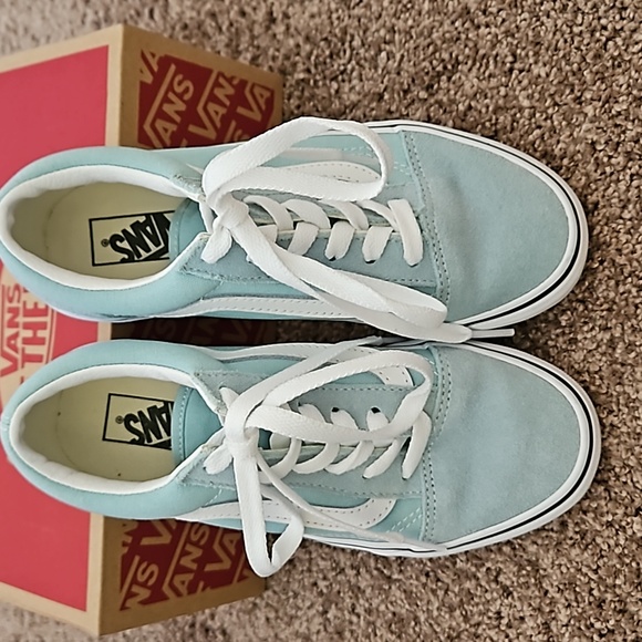 GIRLS OLD SKOOL VANS SZ 3 - Picture 2 of 8